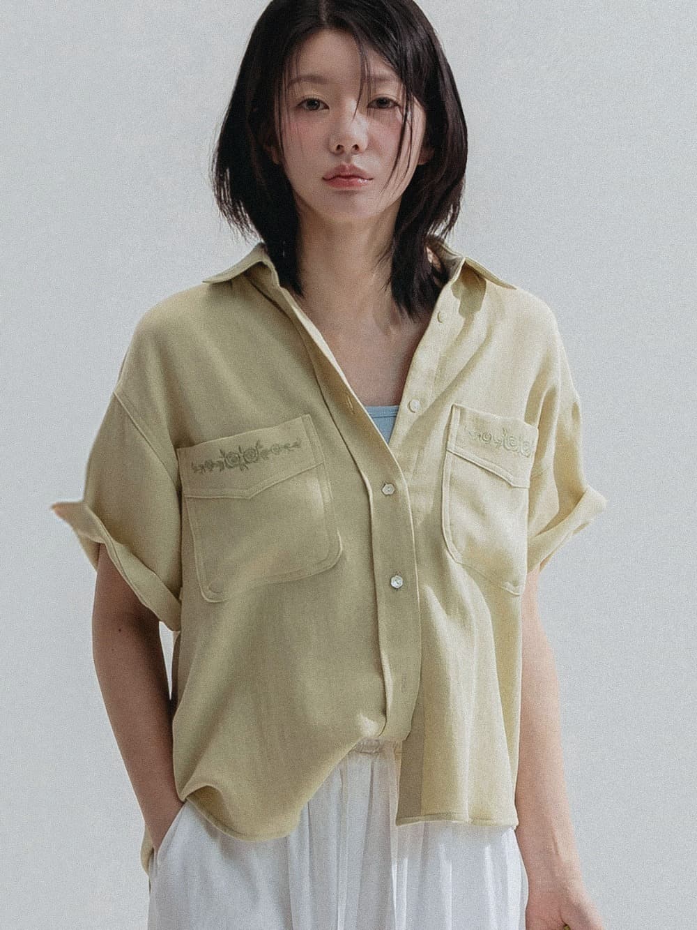 Soft Embroidery Cotton Shirt (Olive) — vue 1