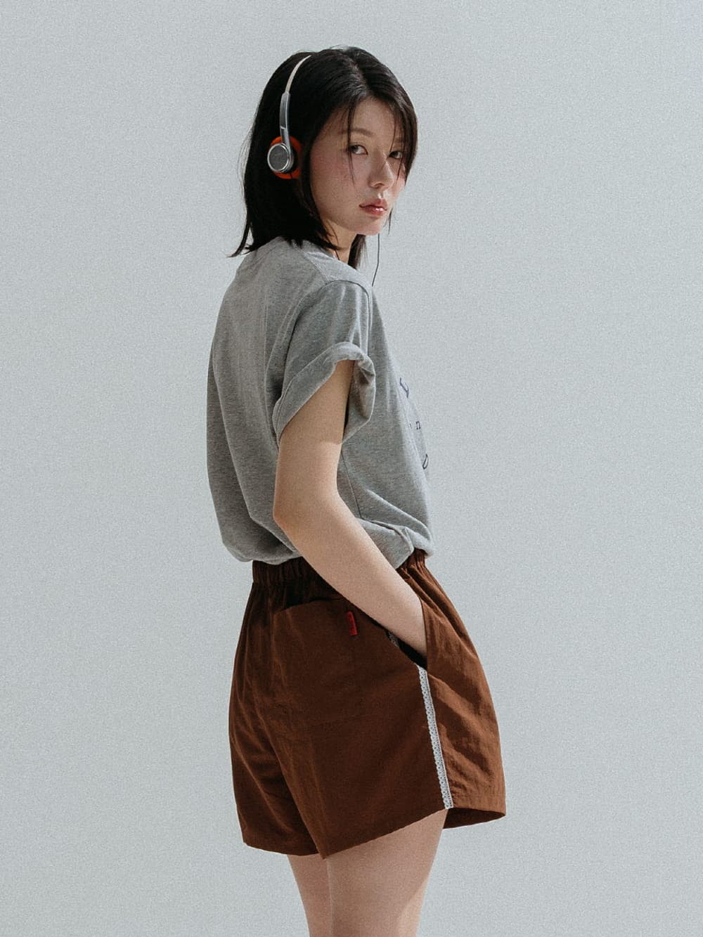 Side Lace Nylon Shorts (Brown) — vue 5