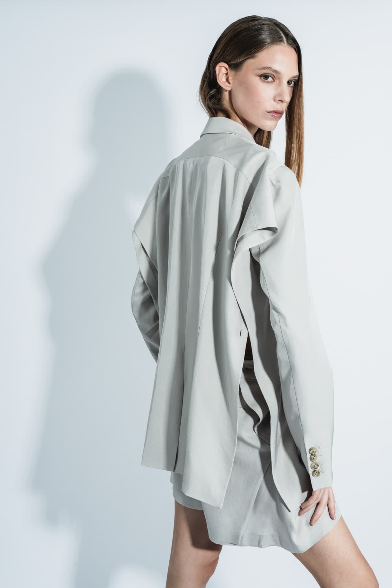 Side Open Cape Blazer (Light Gray) — vue 3