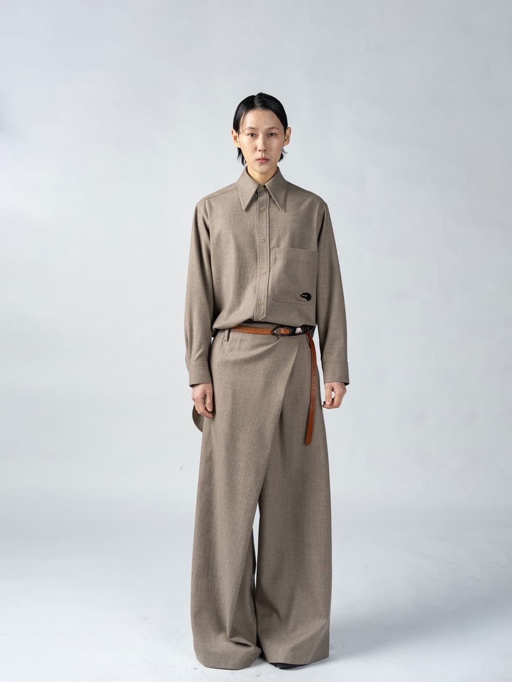 Beigemelange Wool Overfit Shirts — vue 3