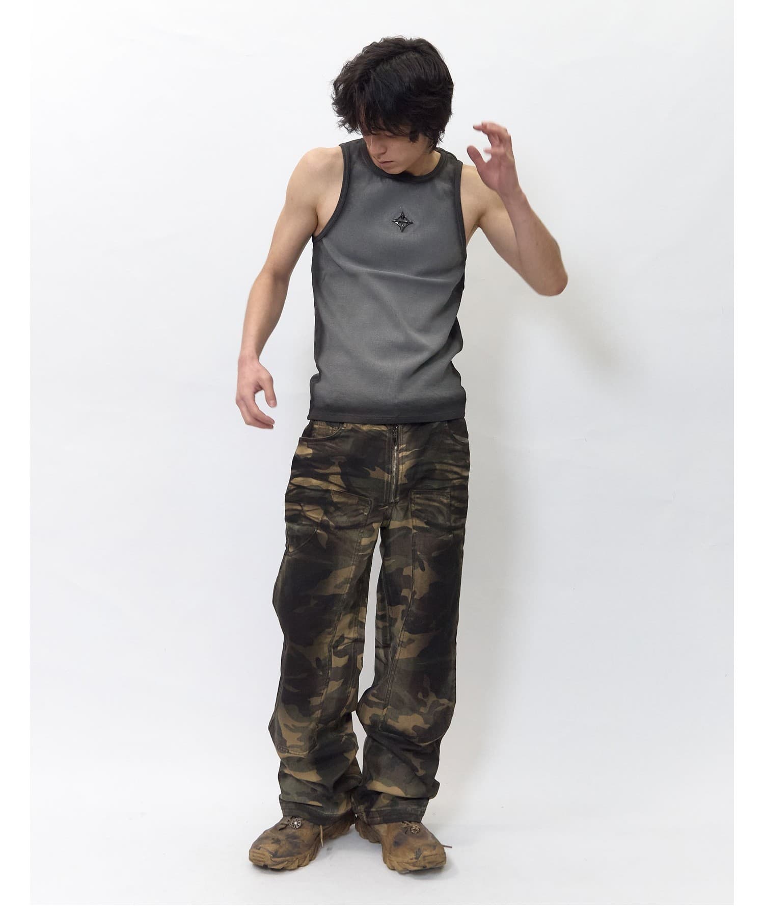 Logo Rivet Gradation Washing Sleeveless — vue 3