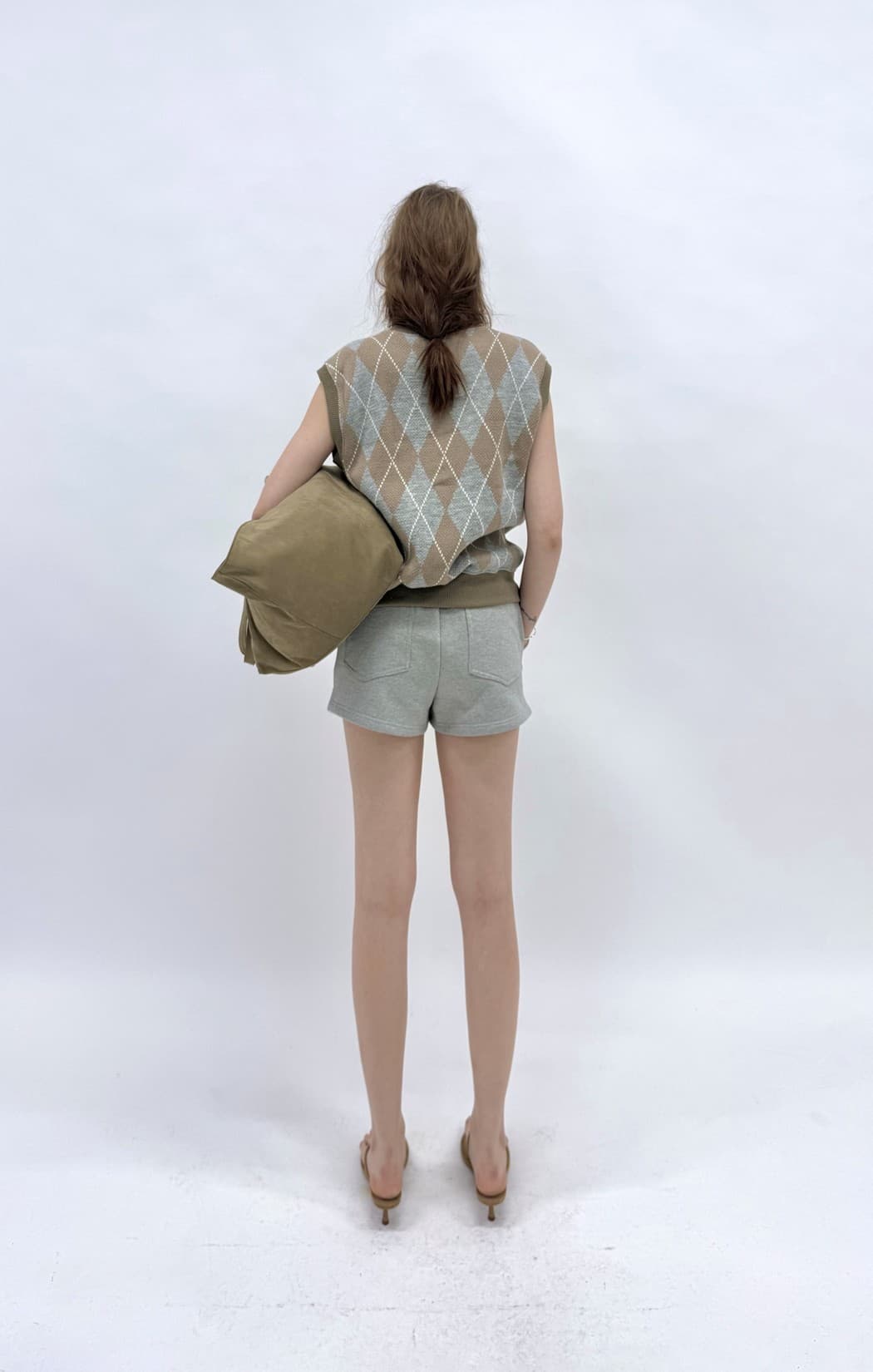 Argyle Knit Vest — vue 3