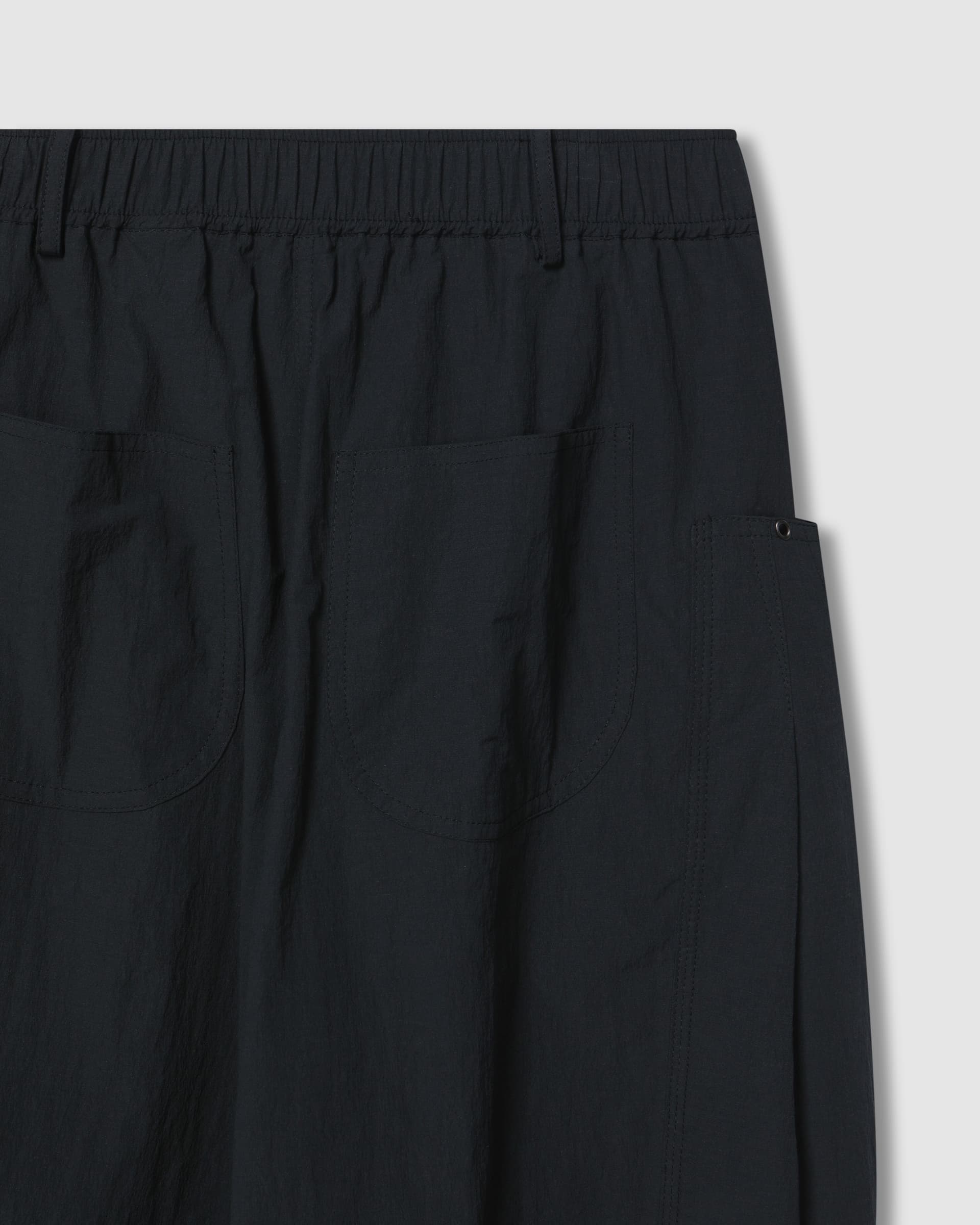 Eyelet Point Tuck Pants Dark Grey — vue 6