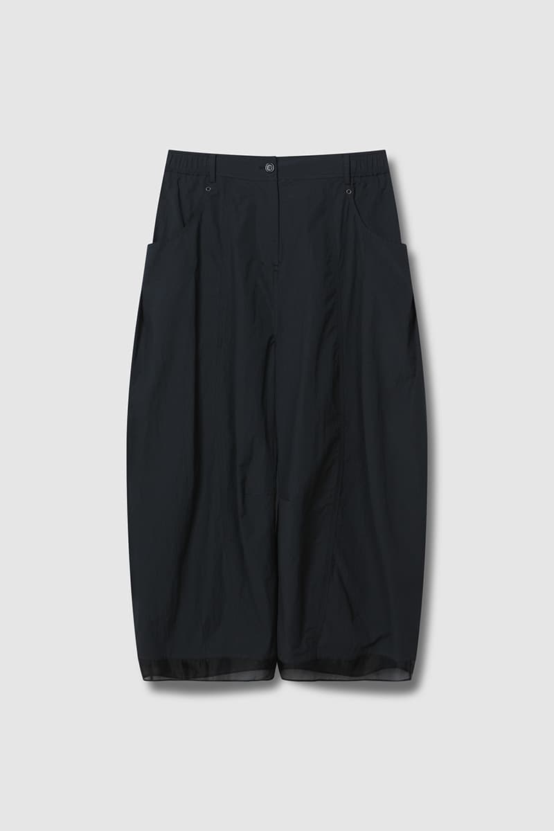 Eyelet Point Tuck Pants Dark Grey