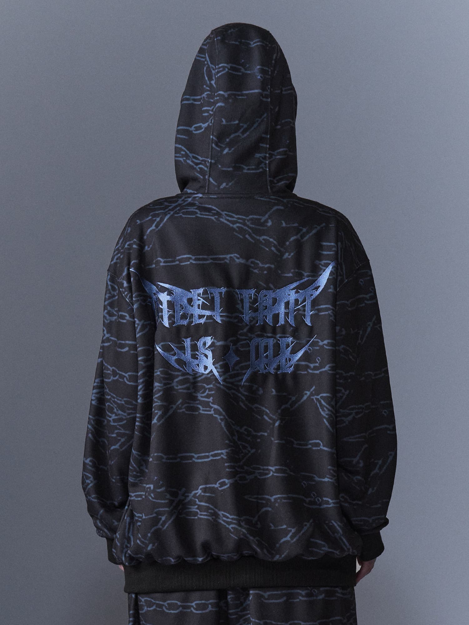 Chain Embroidery Hood — vue 8