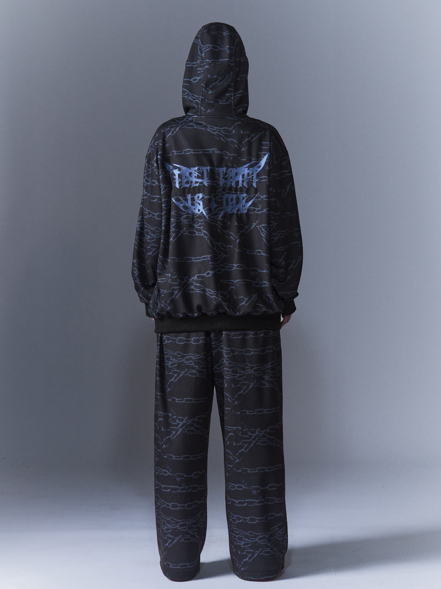 Chain Embroidery Hood — vue 10