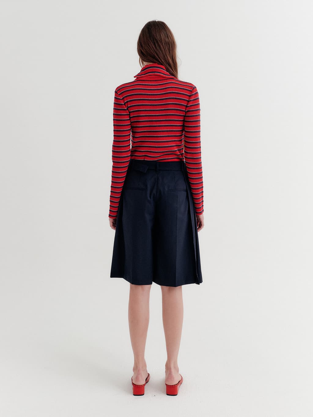Front Pleated Convertible Shorts - Navy — vue 6