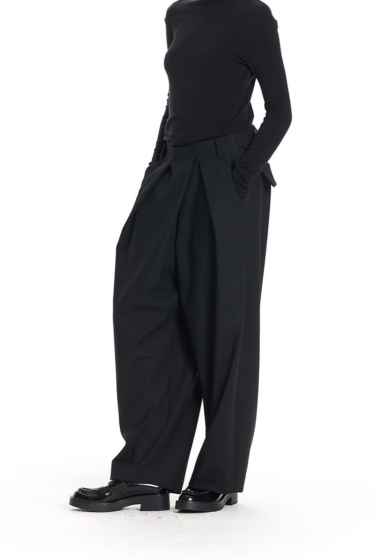 GDeL Jar-Fit Volume Pants (Black) — vue 3