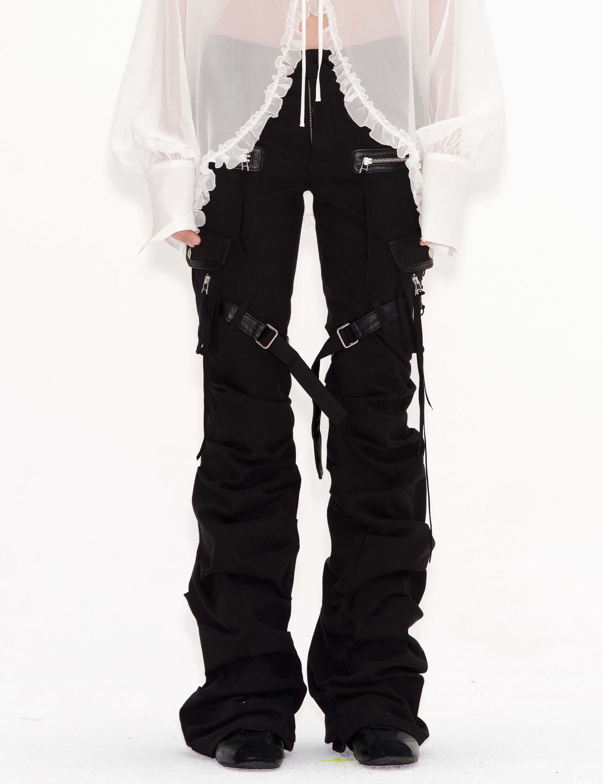 Side Tuck Cargo Pants (Black)