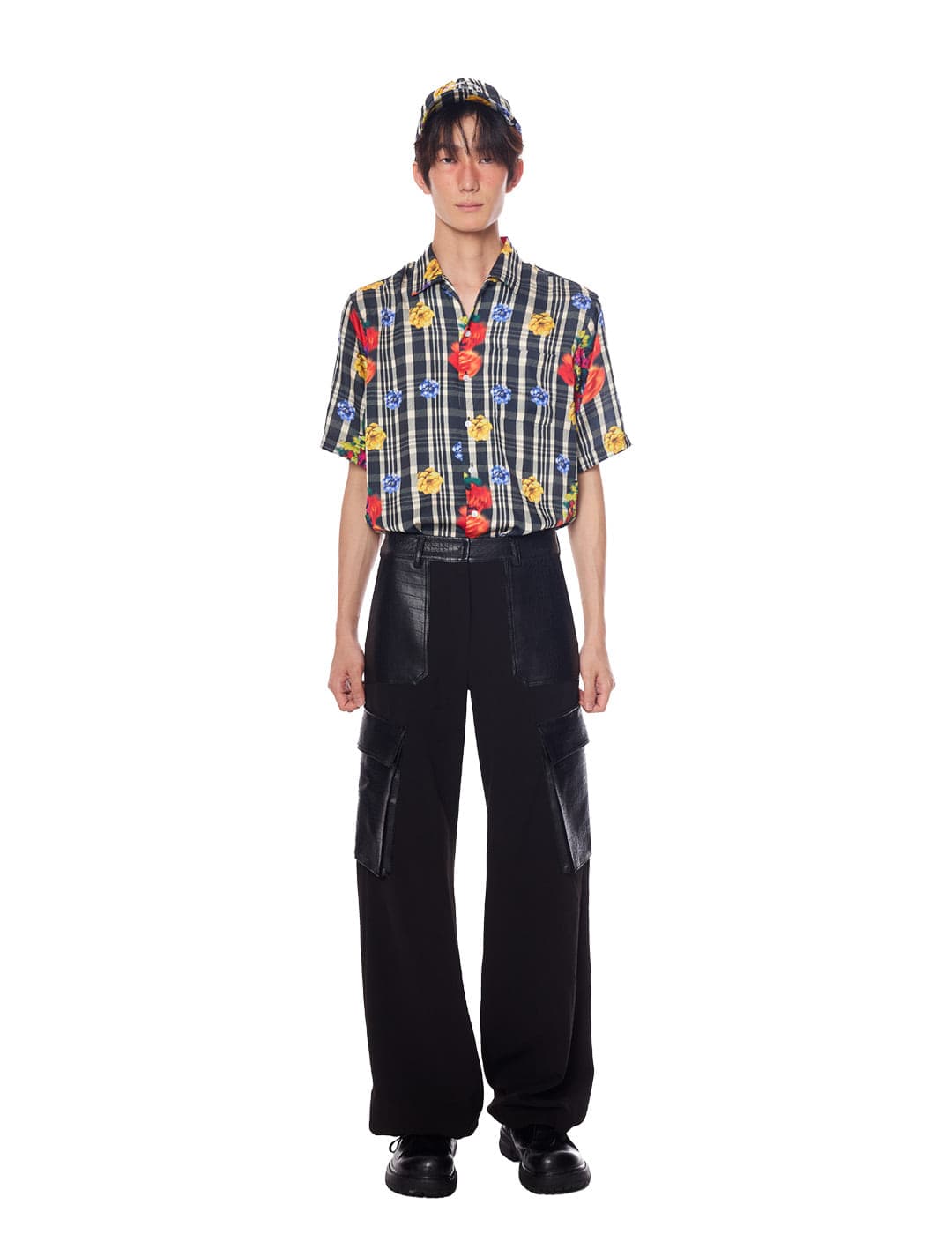 Faux Leather Cargo Pants — vue 1