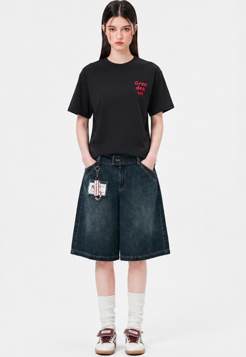 Greedeeus Black T-Shirt — vue 3