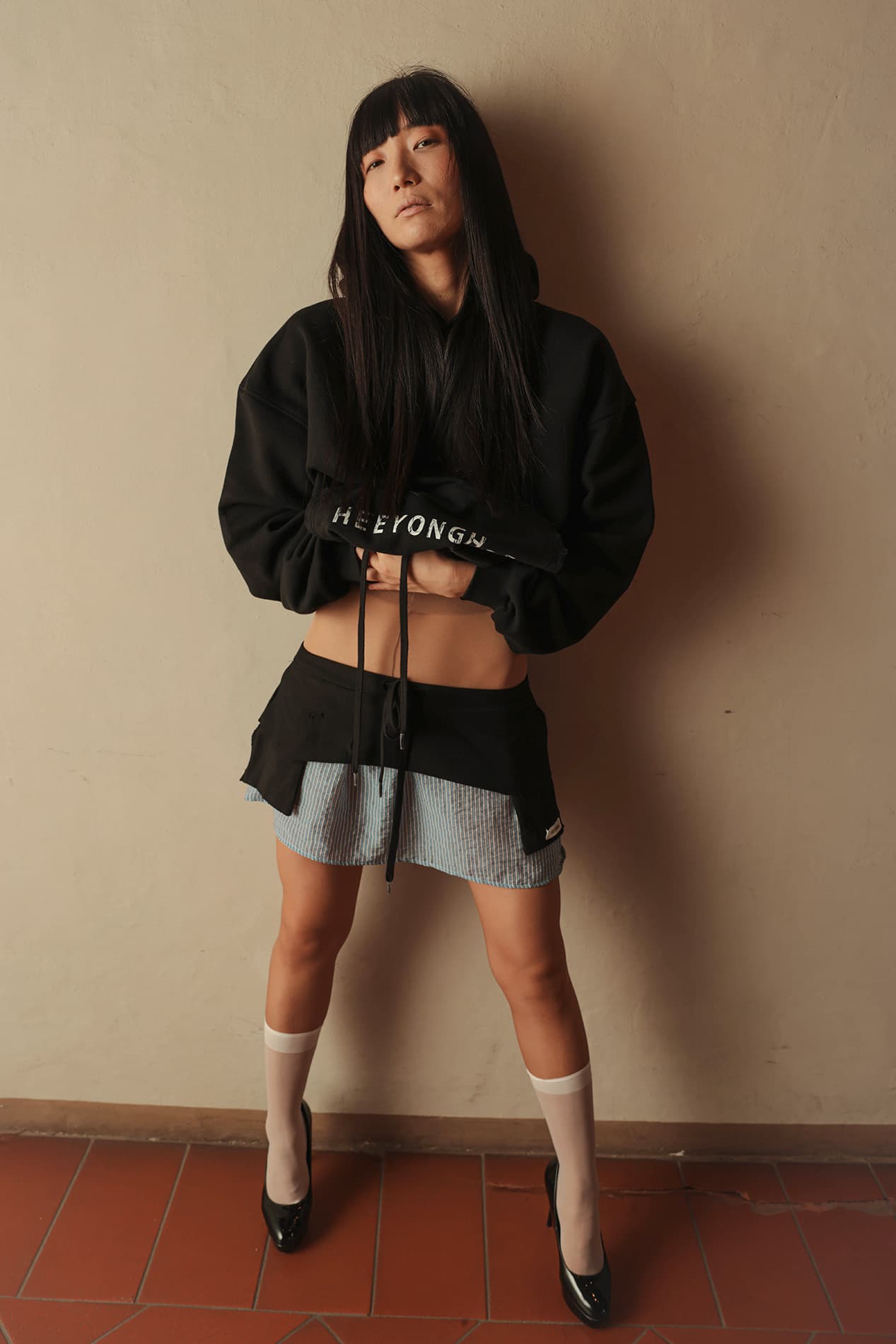 Ease Distressed Drawstring Hoodie — vue 6