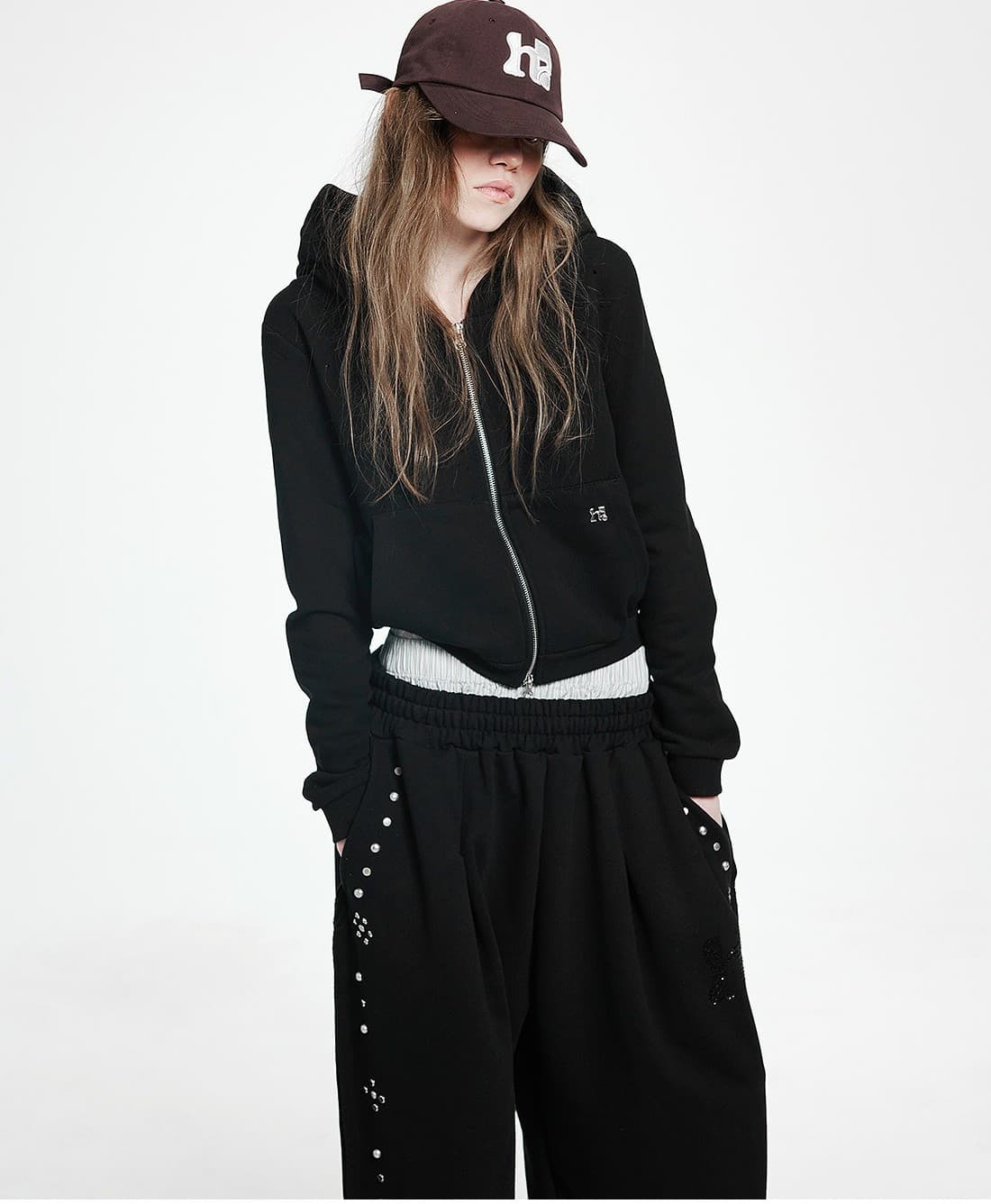 Holy Symbol Crop Hooded Zip-Up_black — vue 2