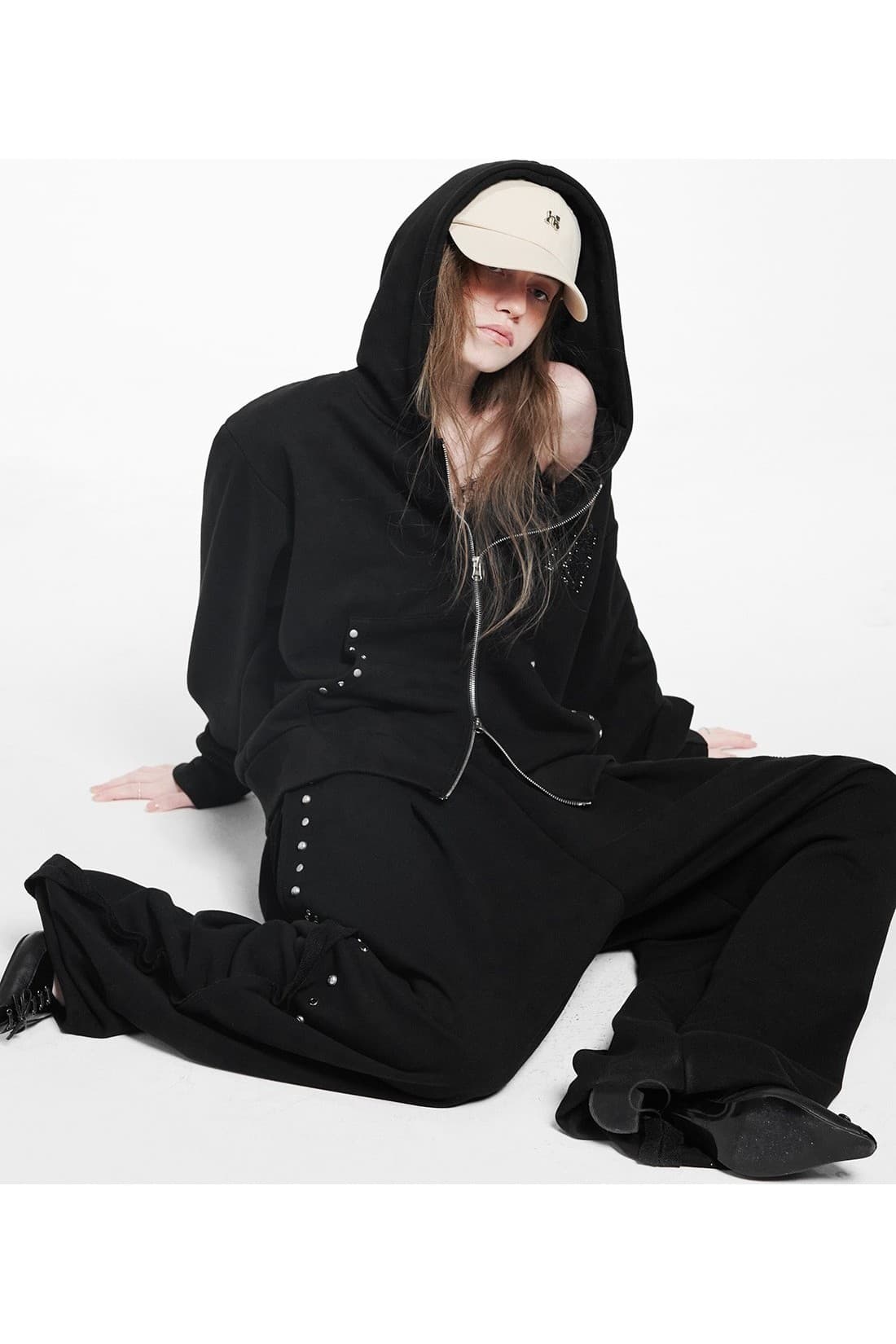 Holy Symbol Oversized hooded zip-up_BLACK — vue 6