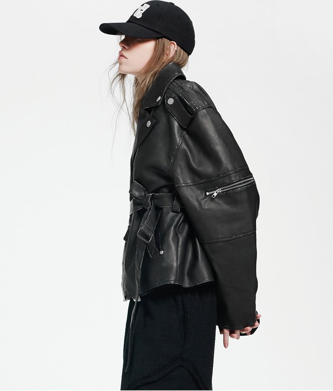 Vintage Leather Belted Jacket — vue 3