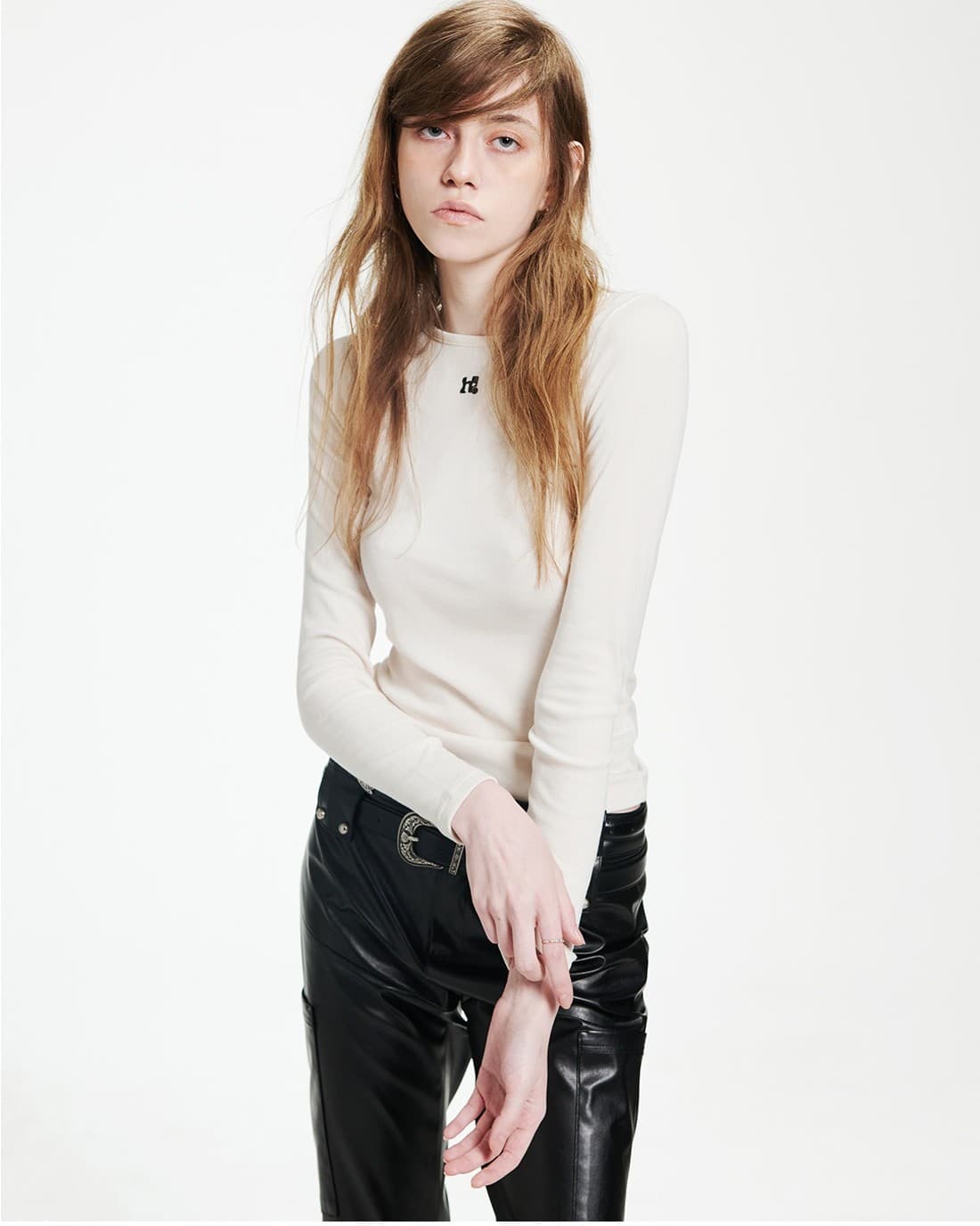Holy Black Symbol Long Sleeve _ ivory — vue 2