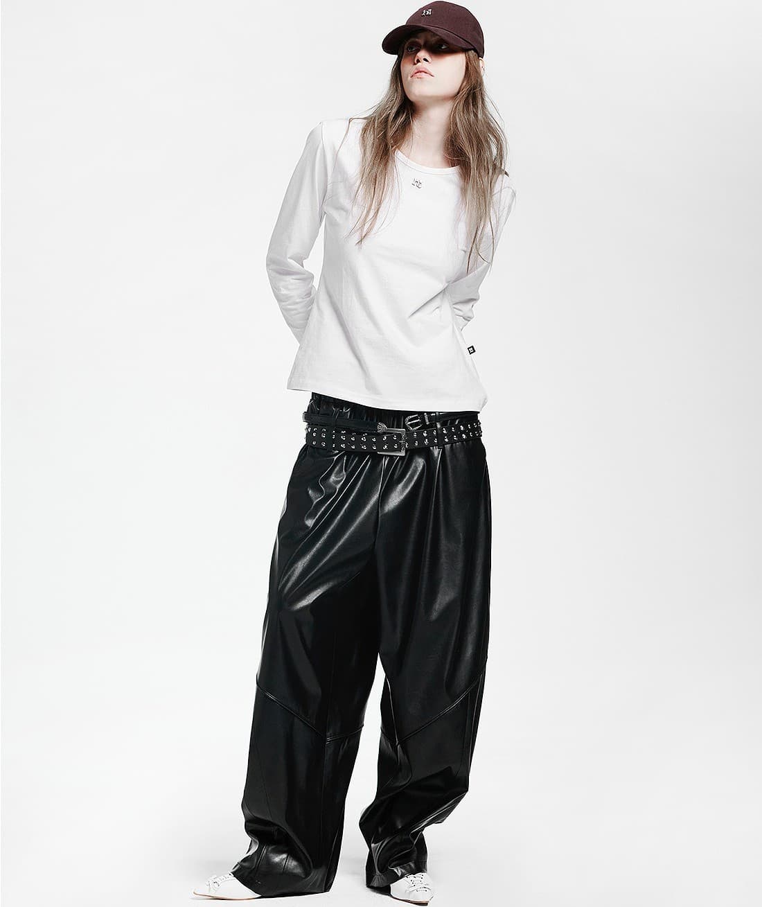 Point Symbol White Long Sleeve — vue 5