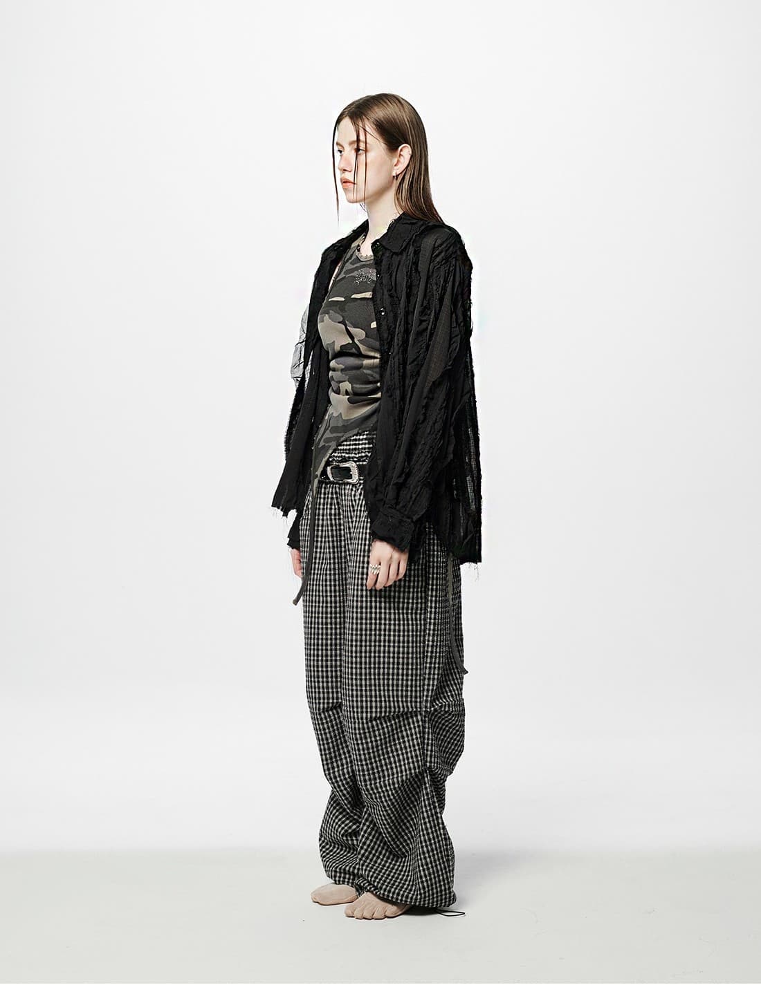 Raw Edge Detail Ruffle Shirt _ Black — vue 8