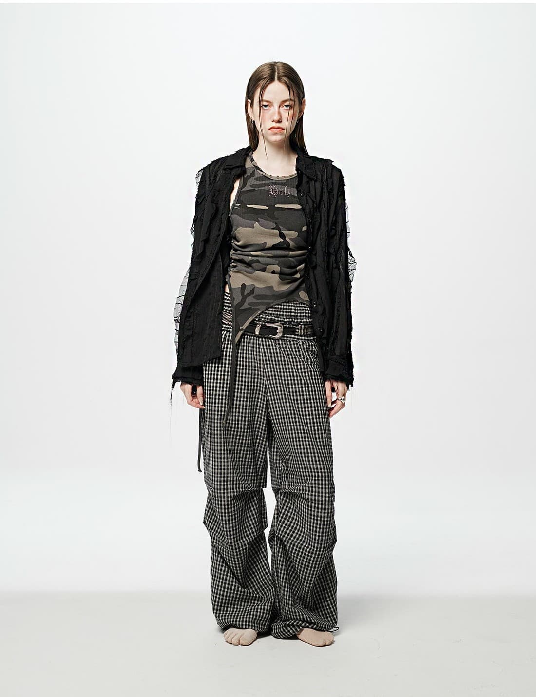 Raw Edge Detail Ruffle Shirt _ Black — vue 9
