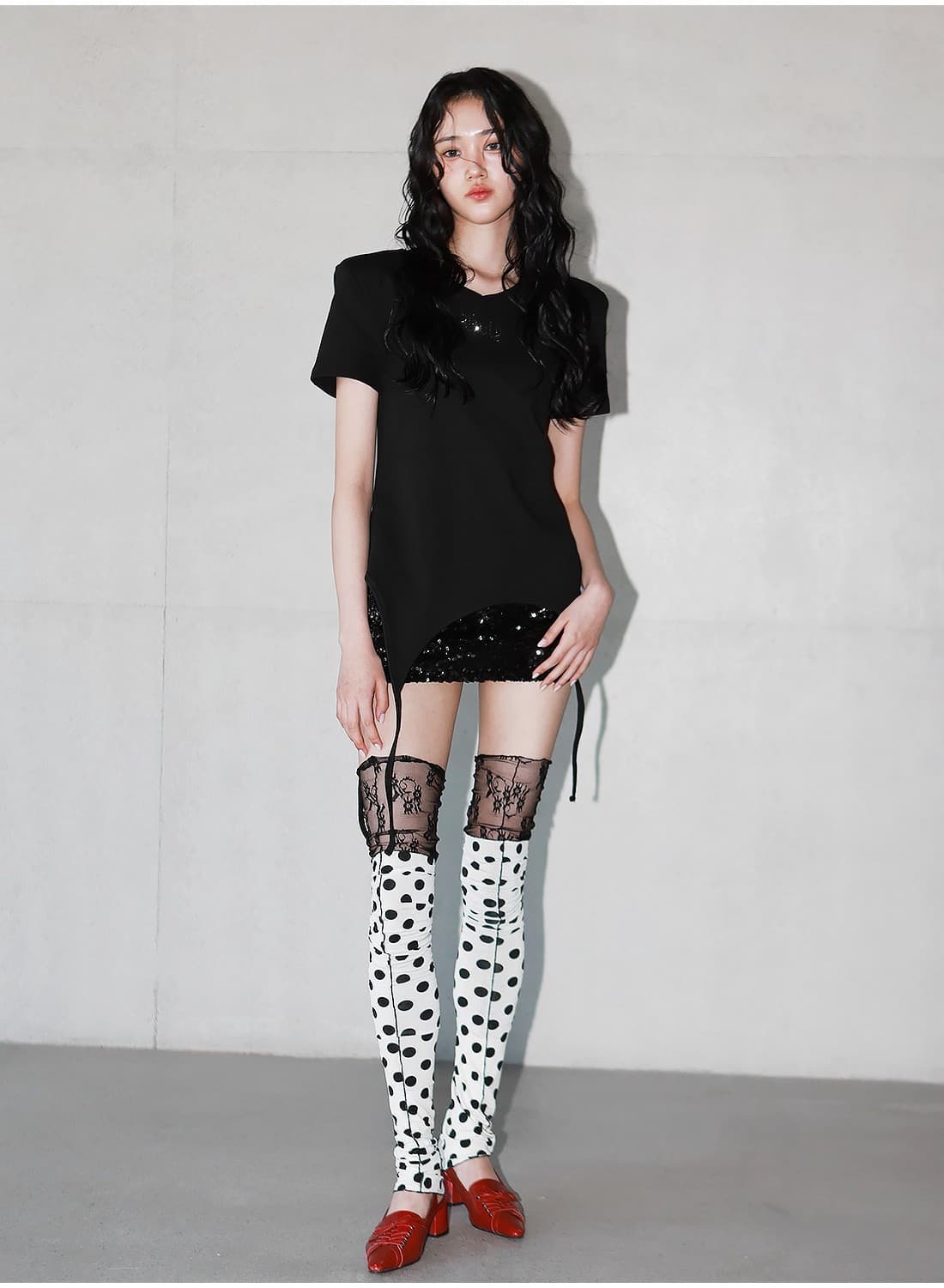 Shoulder-padded waffle T-shirt _ Black — vue 11