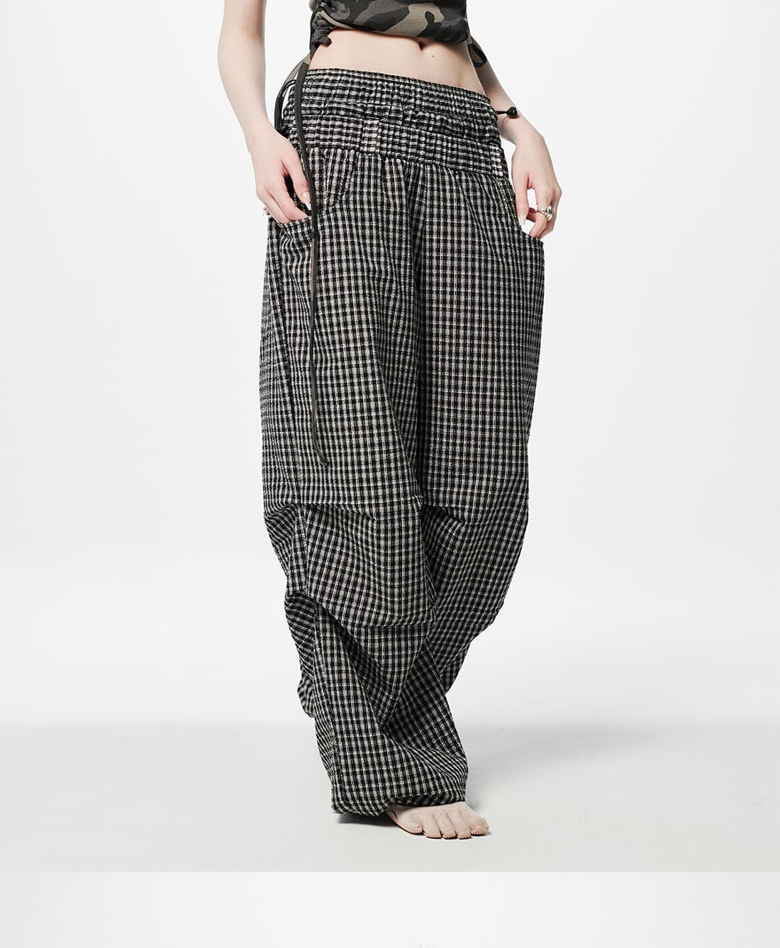 Layered Check Pintuck Pants — vue 2