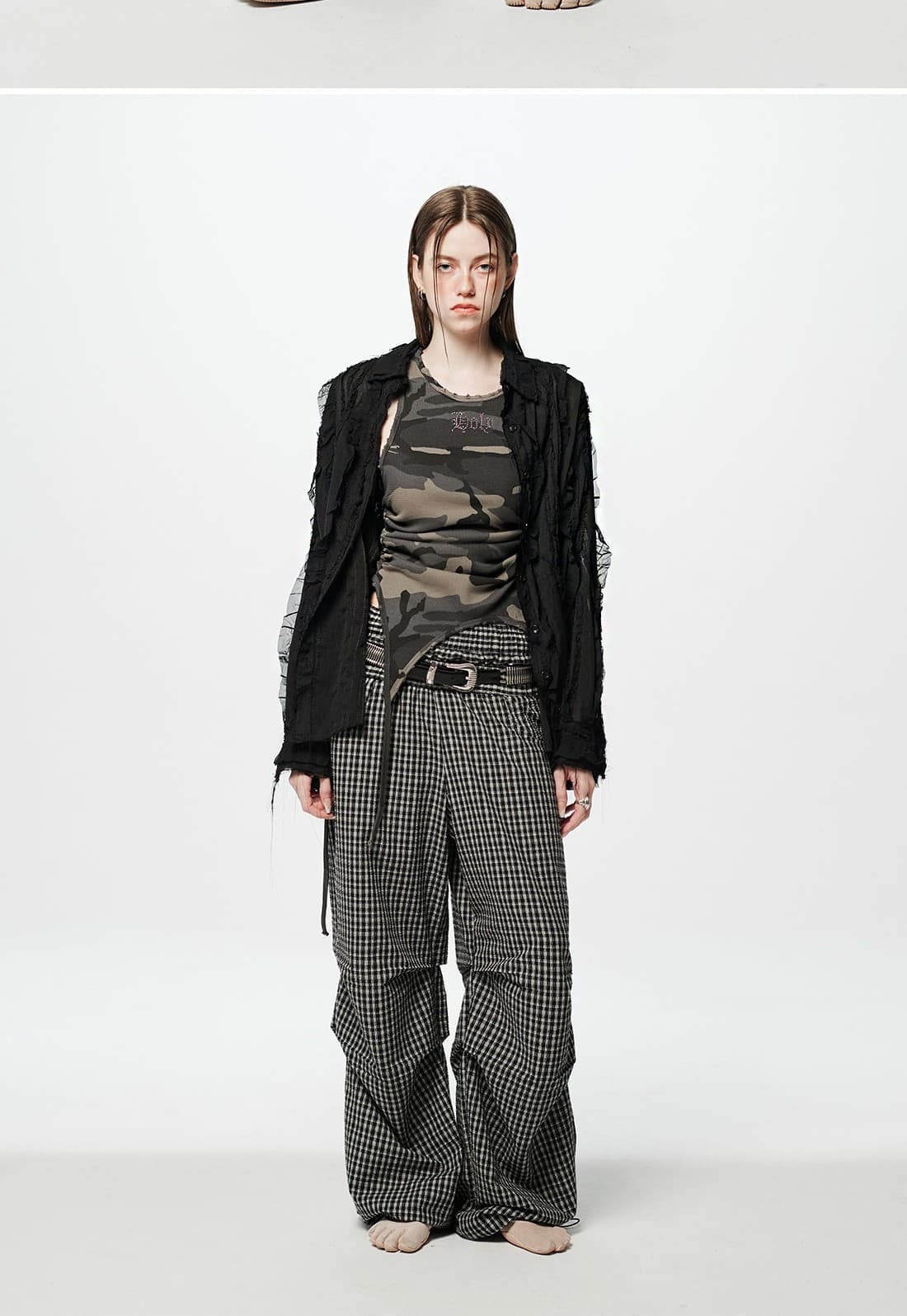 Layered Check Pintuck Pants — vue 8