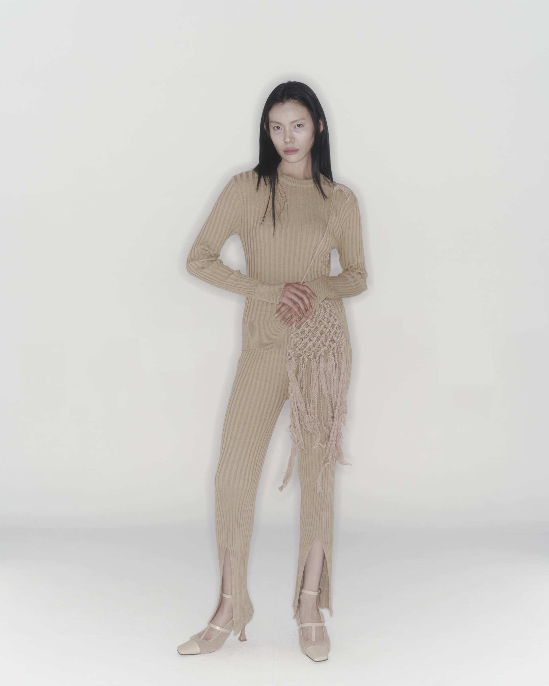 Ribbed Knit Sweater (Beige) — vue 10