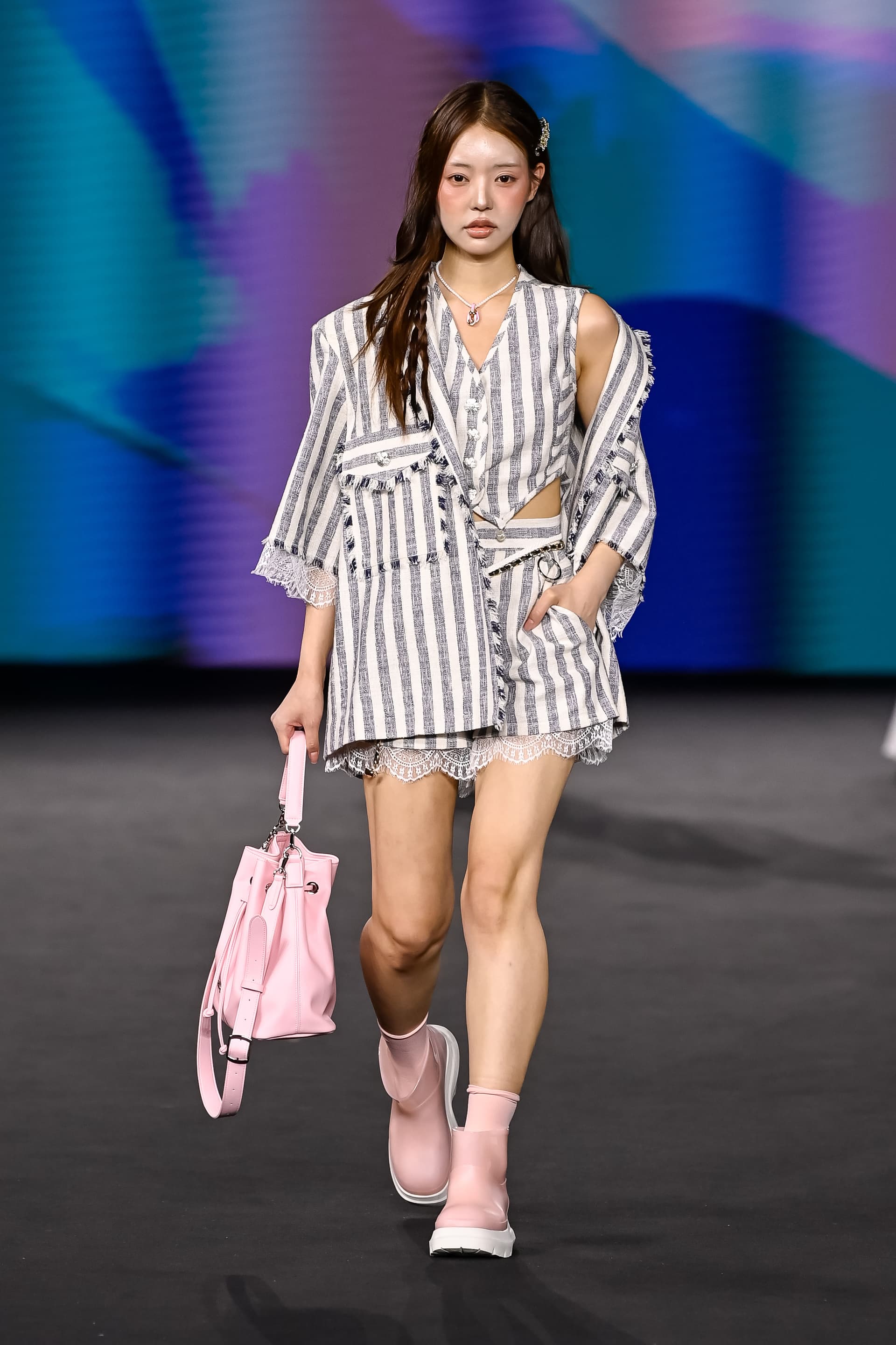 26SS Gray Striped Pattern Half Sleeve Jacket — vue 1