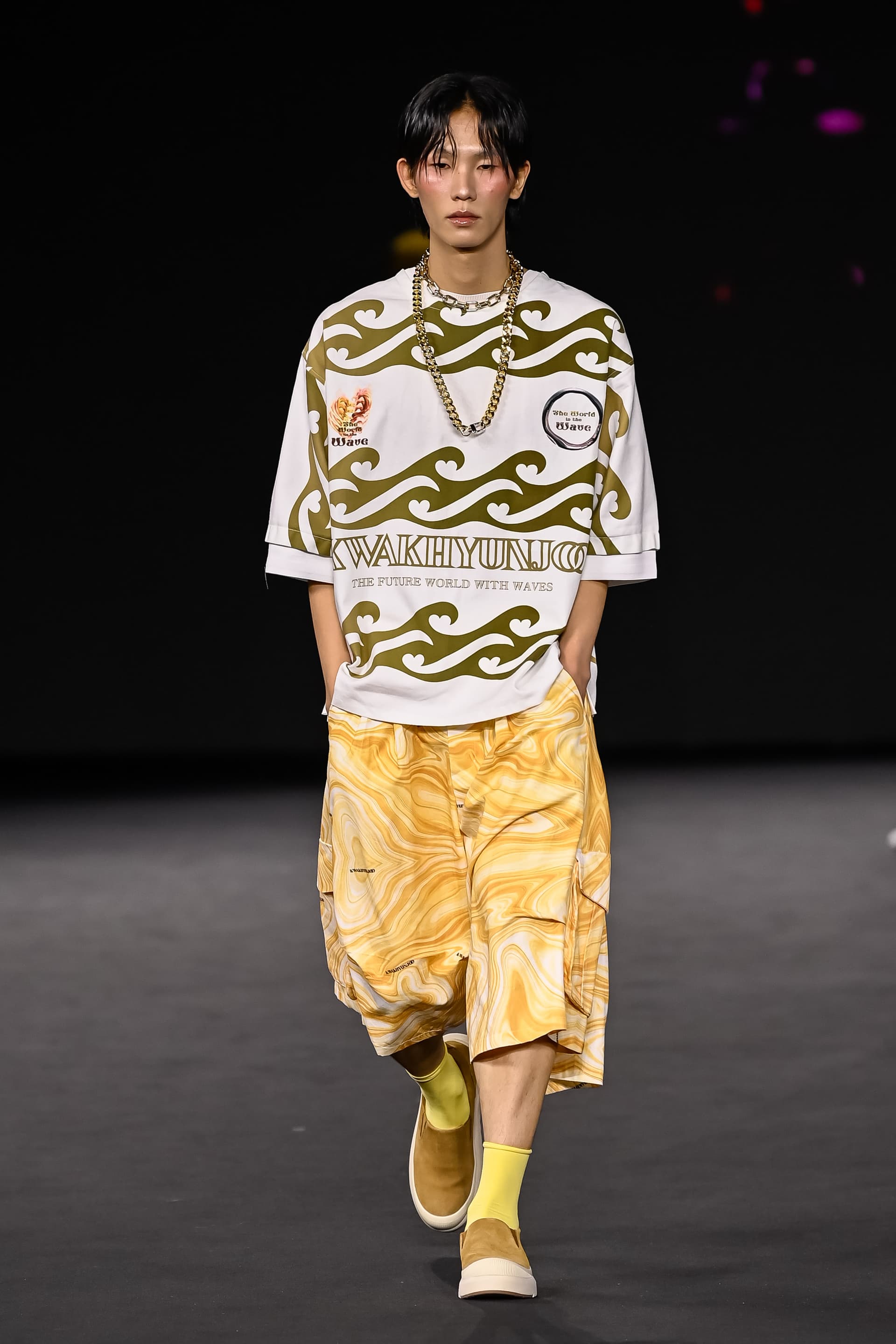 26SS Brown Heart Wave Printing Shirt — vue 1