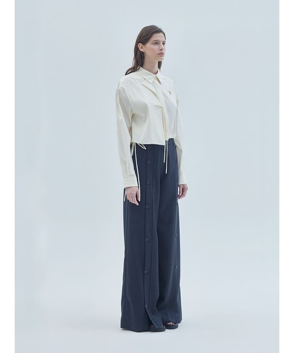 Signature Symbol Two-Layer Shirt Jacket Ivory — vue 3