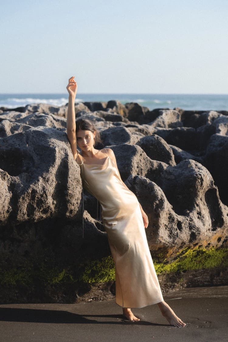 Kristen Gold Satin Slip Dress — vue 9