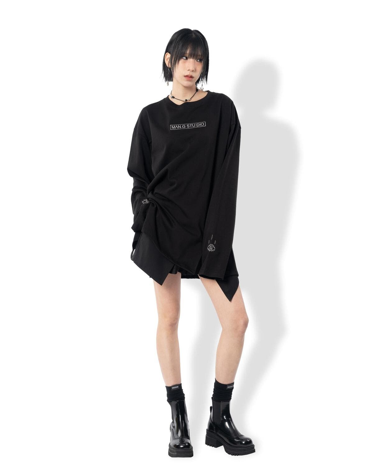 Pocket Point Slit Long Sleeve T-Shirt (Black) — vue 7