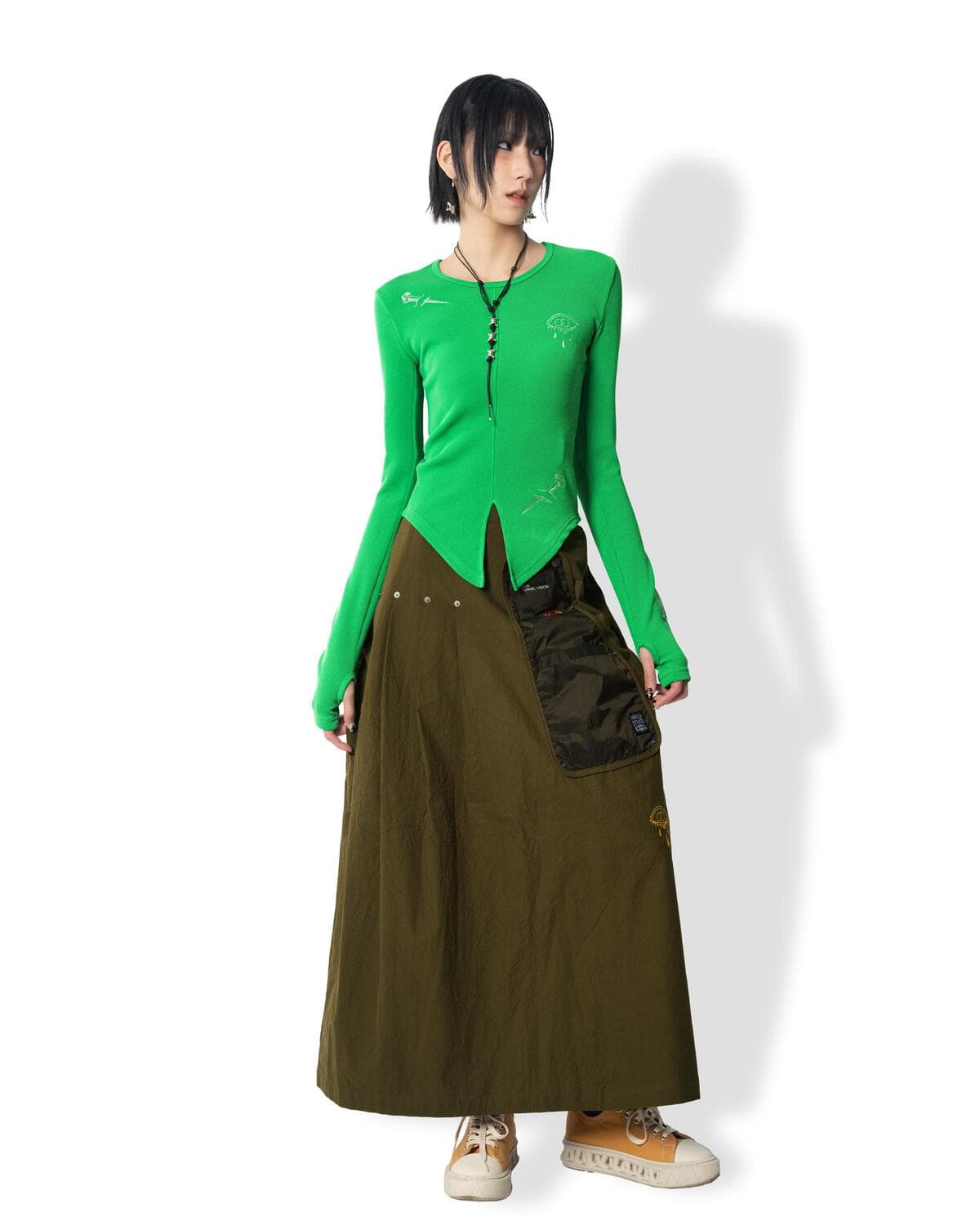 Crease Transform Long Skirt (Khaki) — vue 6