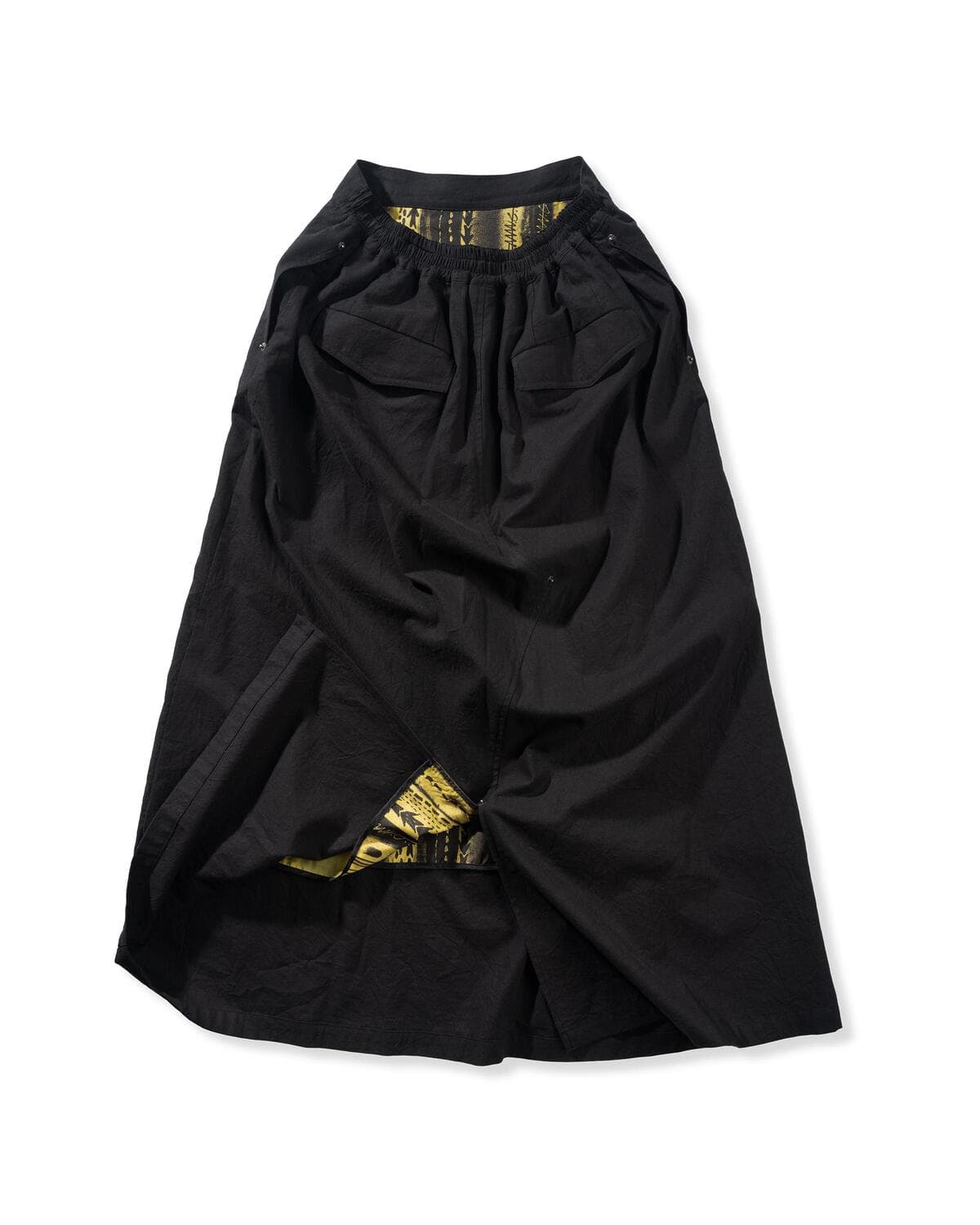Crease Transform Long Skirt (Black) — vue 3