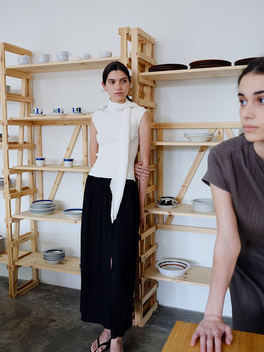TIR PLEATED KNIT TOP_IVORY — vue 3