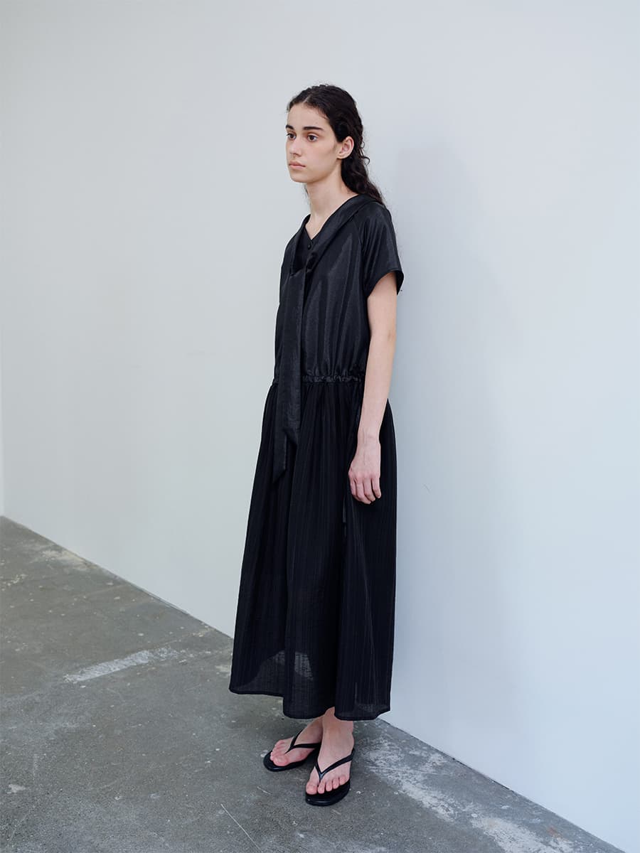 TIR ROLL COLLAR SHINING DRESS_BLACK — vue 7
