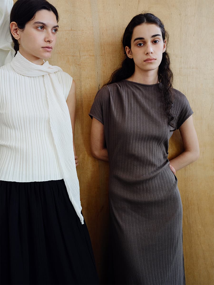 TIR ASYMMETRIC RIBBED COTTON DRESS_BROWN — vue 2