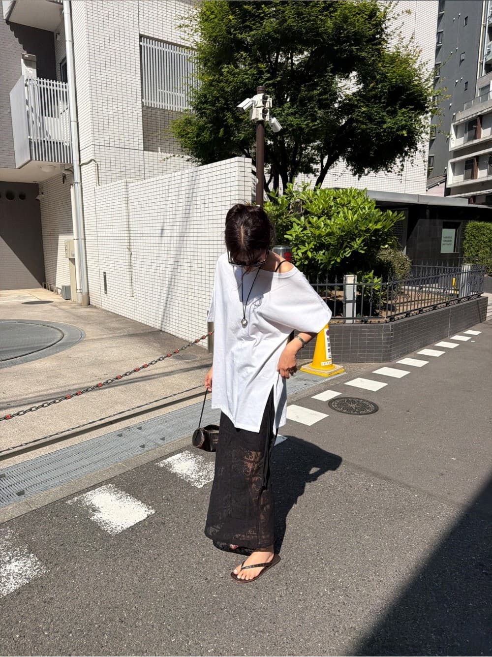 HAZE OFF-SHOULDER TEE - WHITE — vue 5