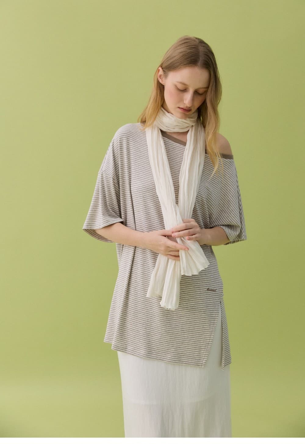 HAZE OFF-SHOULDER TEE - BROWN STRIPE — vue 8