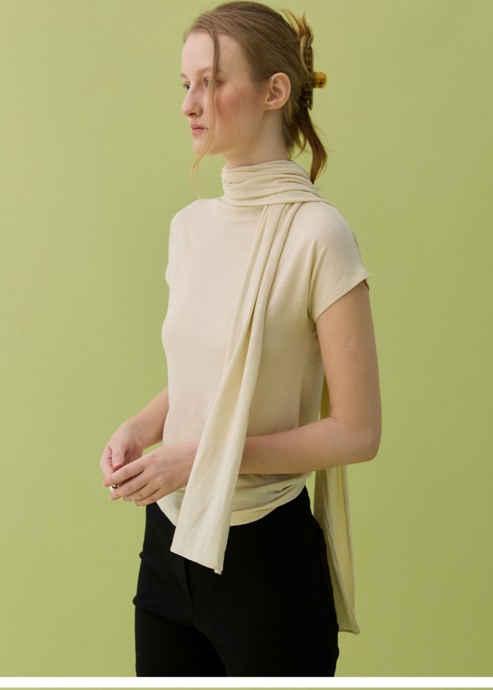 NUA MOCK NECK SET - YELLOW — vue 2