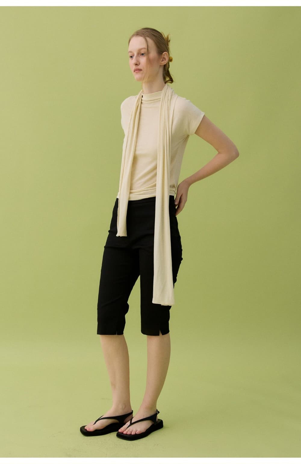 NUA MOCK NECK SET - YELLOW — vue 6