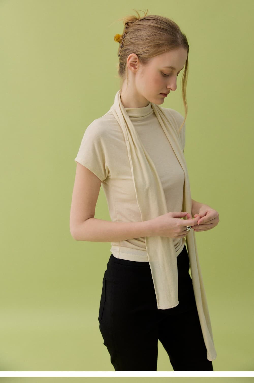 NUA MOCK NECK SET - YELLOW — vue 8