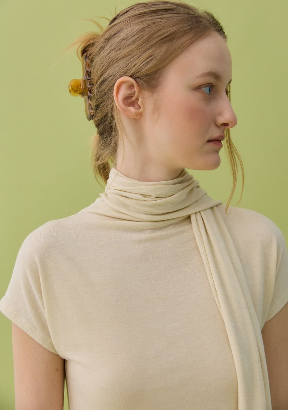 NUA MOCK NECK SET - YELLOW — vue 9