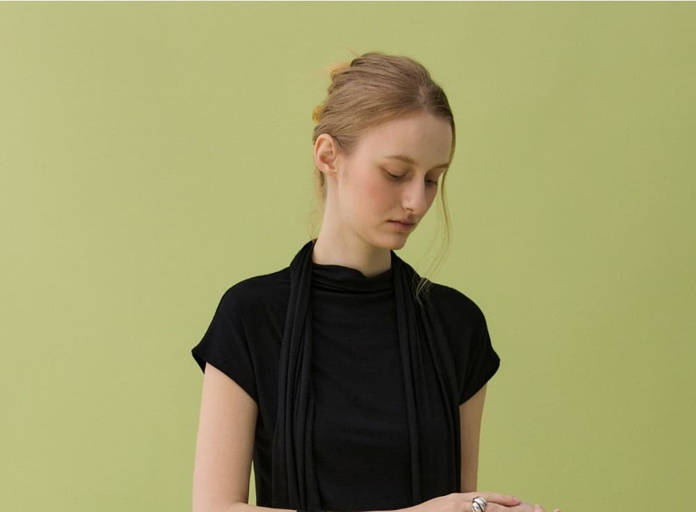 NUA MOCK NECK SET - BLACK — vue 7