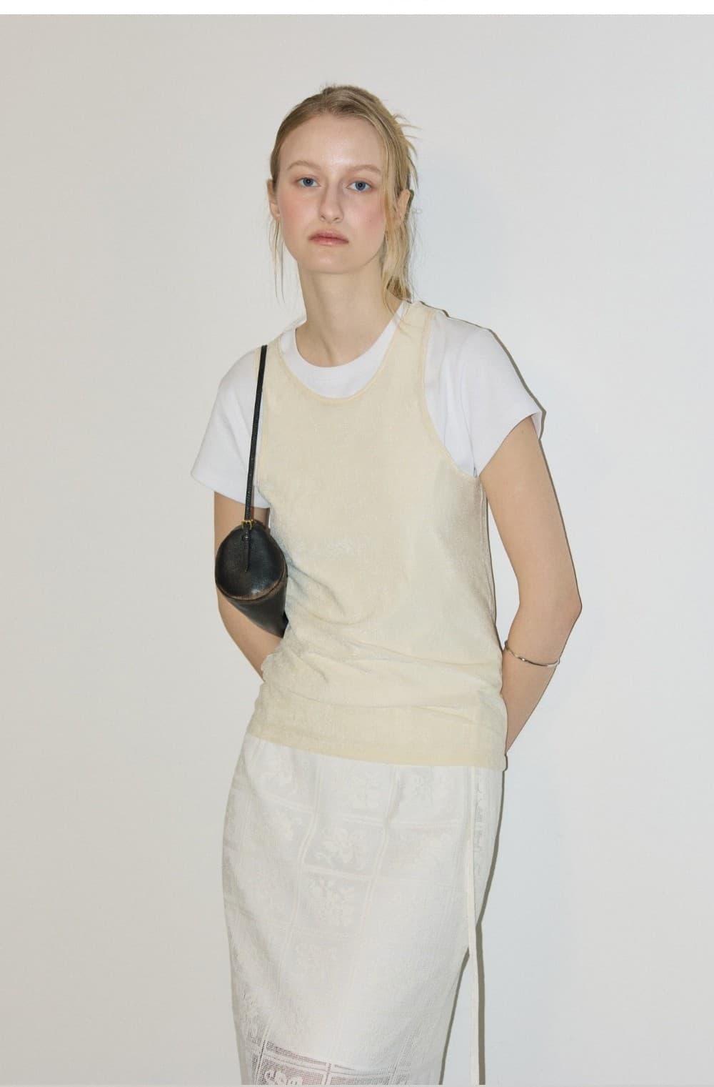 LUNE VELVET SLEEVELESS - YELLOW — vue 9