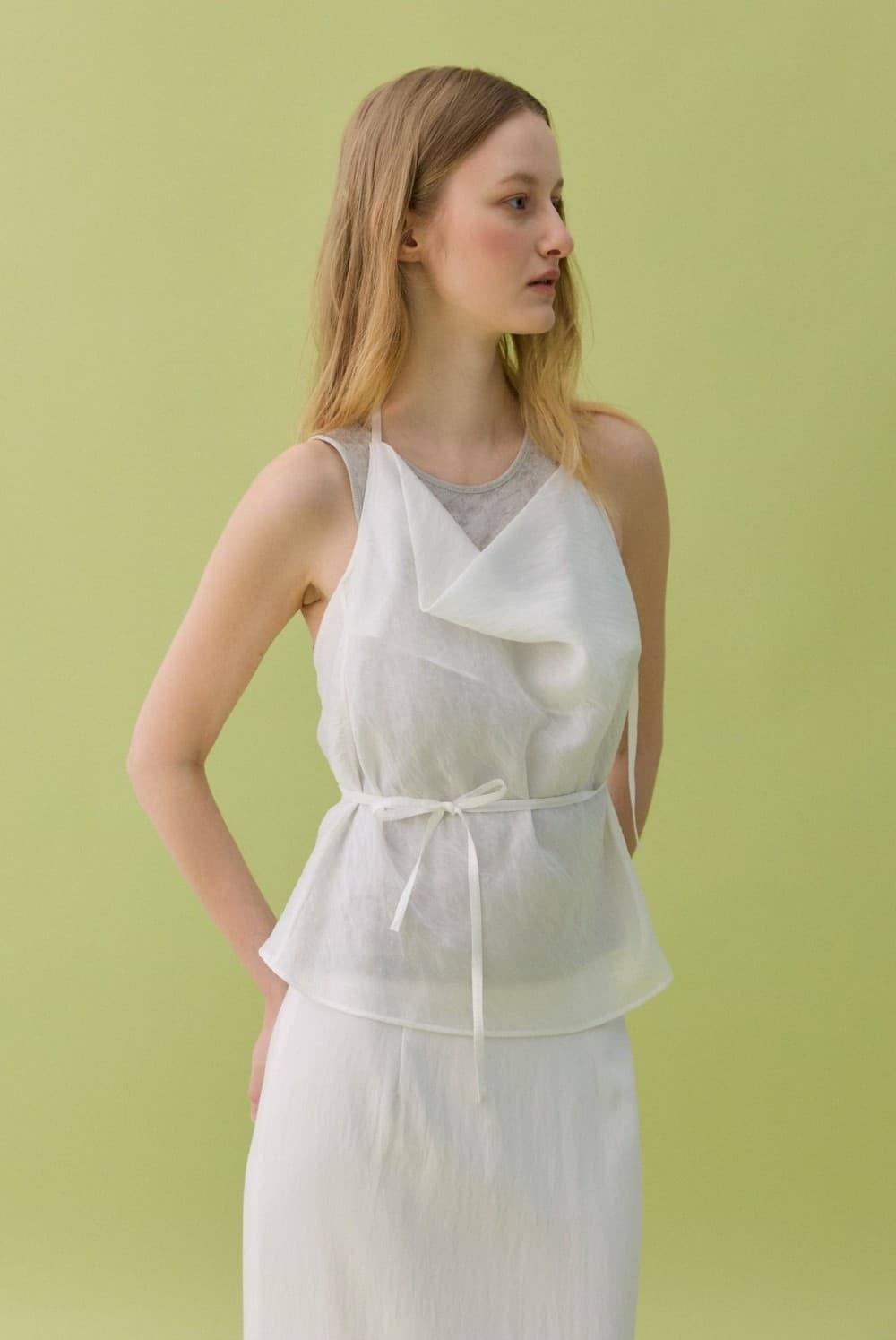 SUI HALTERNECK TOP - WHITE — vue 5