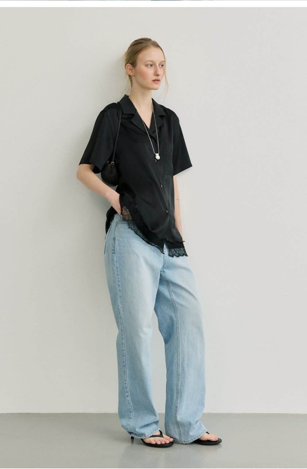 ETE SATIN HALF SHIRT - BLACK — vue 9