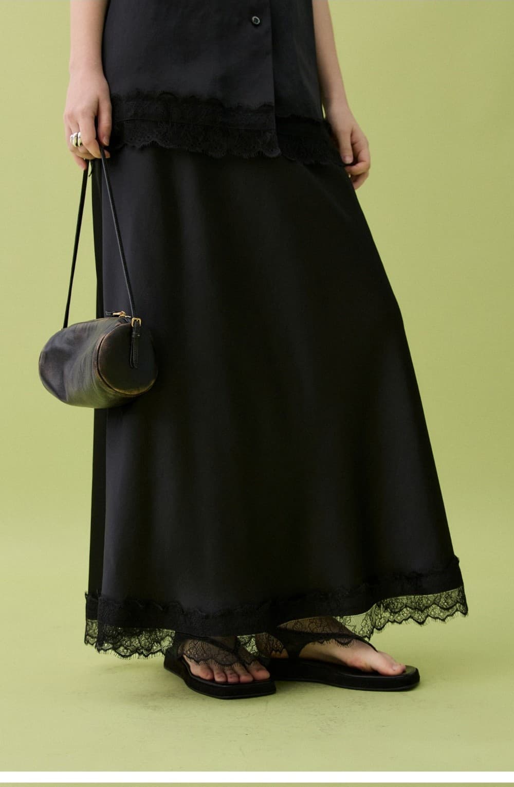 ETE SATIN LONG SKIRT - BLACK — vue 8