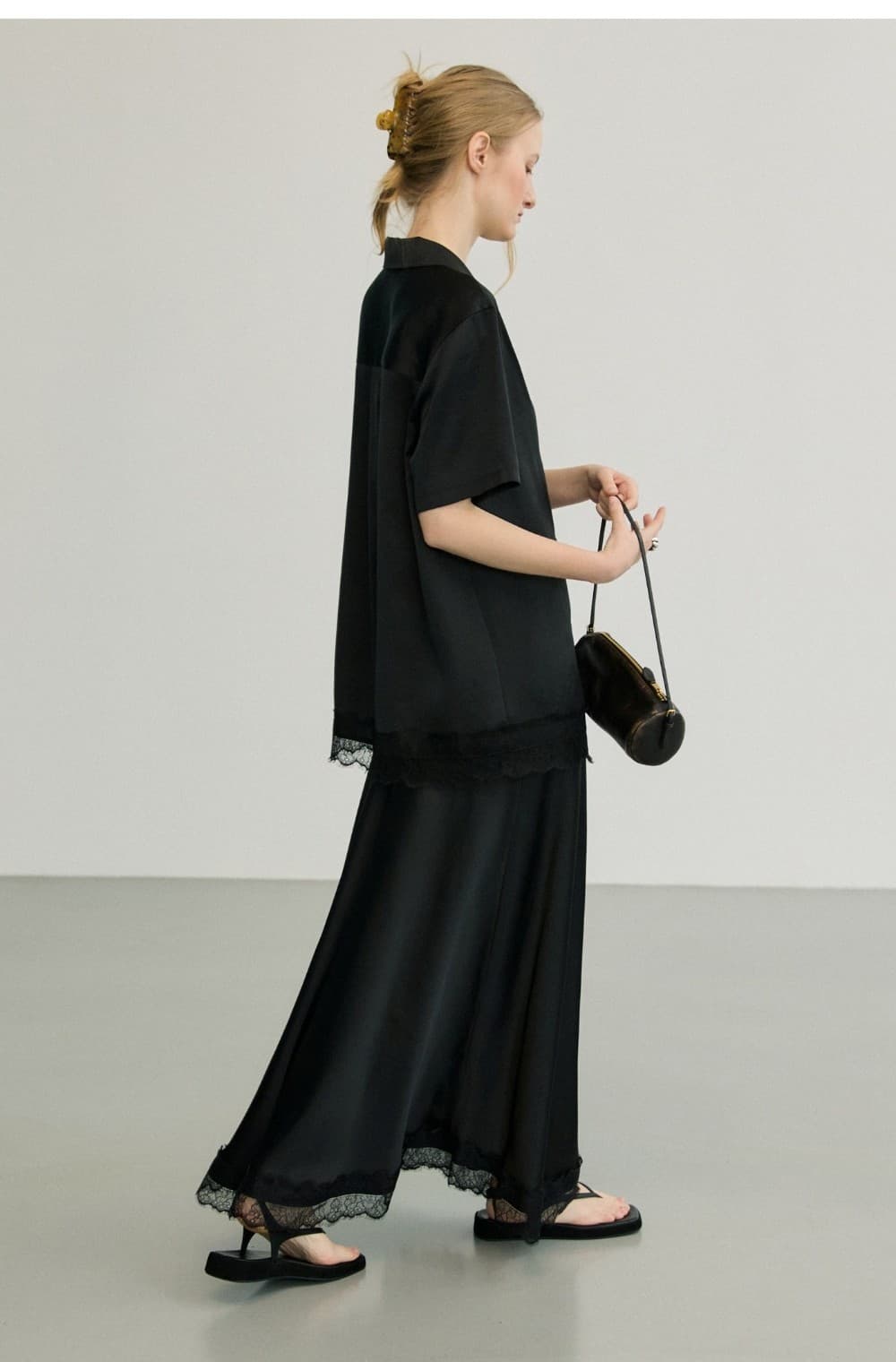 ETE SATIN LONG SKIRT - BLACK — vue 11