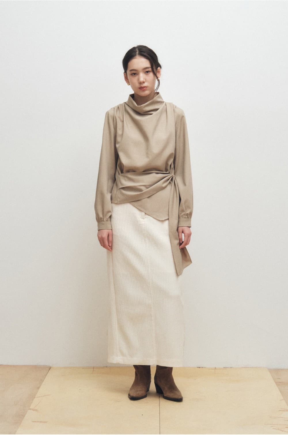 Cowl-Neck Wrap Blouse (Beige) — vue 5